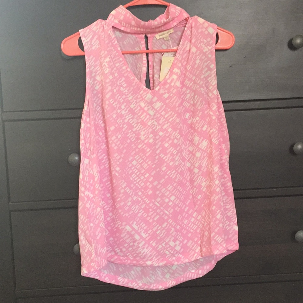 NWT Choker neck style tank top